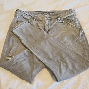 American Eagle Gray Washed Distressed  Next Level Strech Hi-Rise Jeggings Size 4